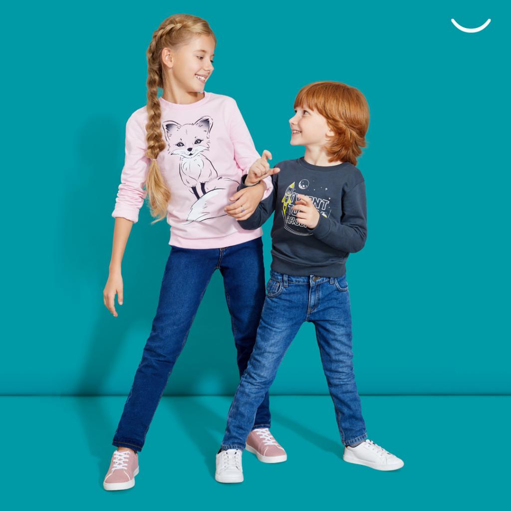 Фан дэй реклама. Fun day одежда для всей семьи. Одежда для всей семьи фандей. Фан дей одежда интернет магазин. Funday реклама.